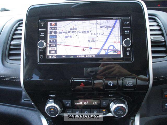 Nissan SERENA 2018-08 8355572-16