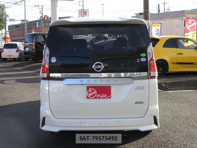 Nissan SERENA 2018-08 8355572-5