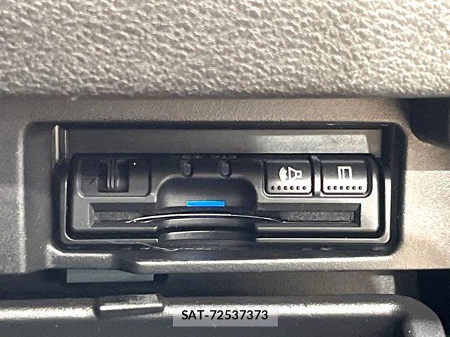 Nissan SERENA 2018-03 8355564-7