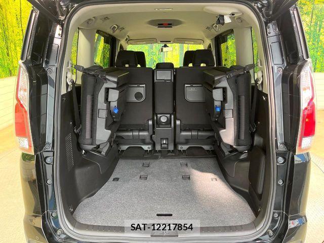 Nissan SERENA 2018-01 8355567-10