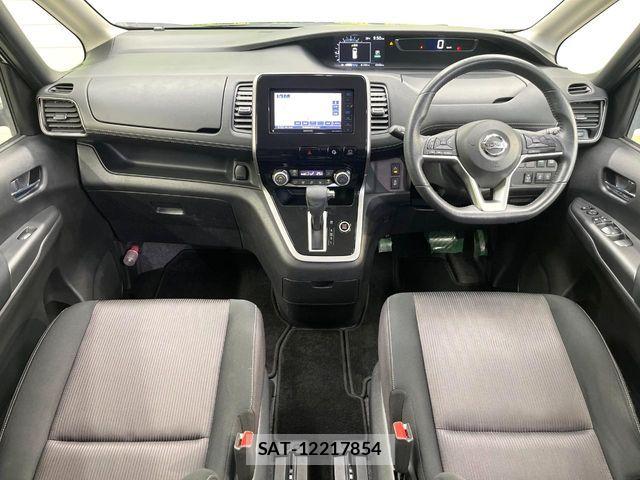 Nissan SERENA 2018-01 8355567-1