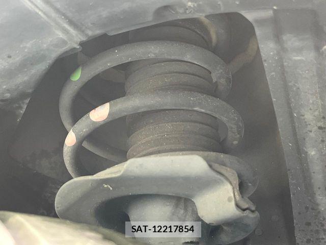Nissan SERENA 2018-01 8355567-19