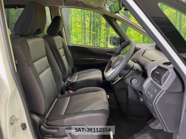 Nissan SERENA 2021-11 8355565-6