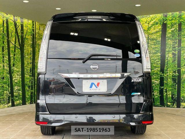 Nissan SERENA 2014-01 8355579-15