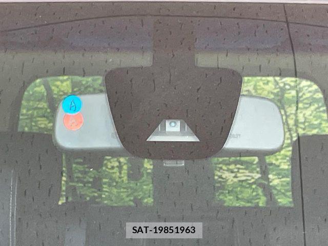 Nissan SERENA 2014-01 8355579-4