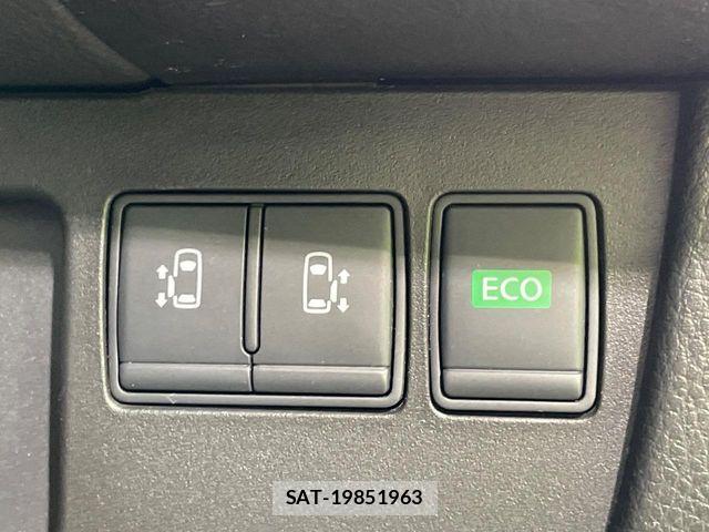 Nissan SERENA 2014-01 8355579-5