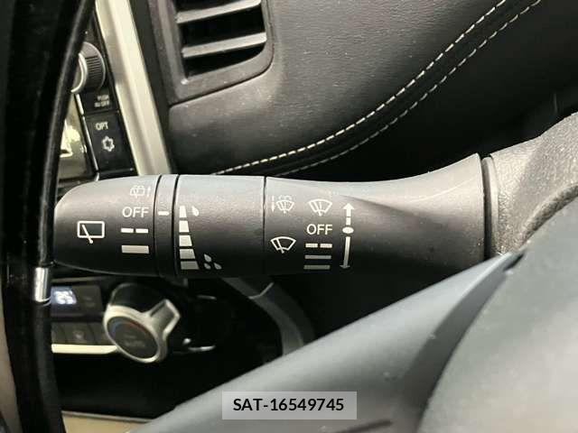 Nissan SERENA 2018-03 8355578-8