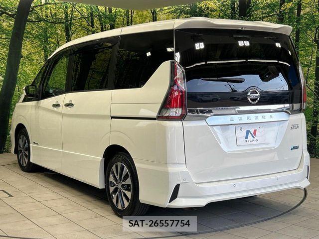Nissan SERENA 2017-06 8355575-15