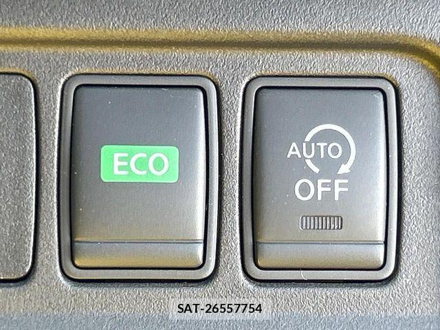 Nissan SERENA 2017-06 8355575-19