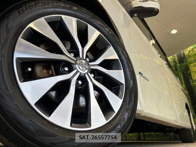 Nissan SERENA 2017-06 8355575-8