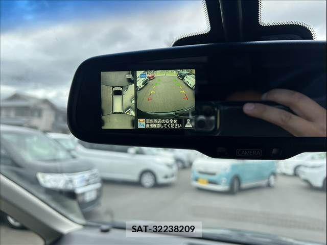 Nissan SERENA 2016-02 8355584-20