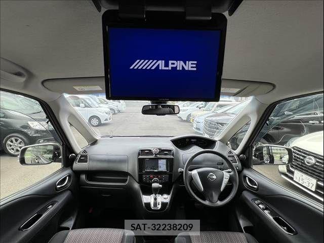 Nissan SERENA 2016-02 8355584-2