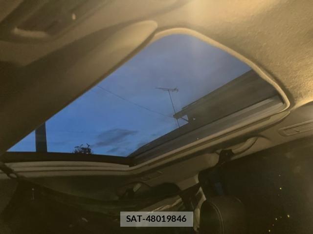 Nissan SERENA 2014-01 8368654-11