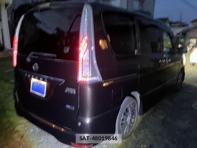 Nissan SERENA 2014-01 8368654-2