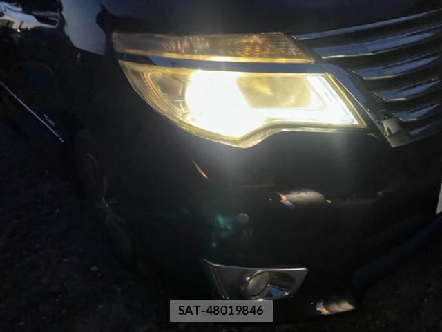 Nissan SERENA 2014-01 8368654-7