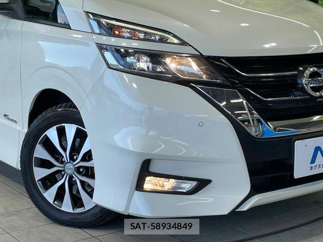Nissan SERENA 2017-08 8368618-11