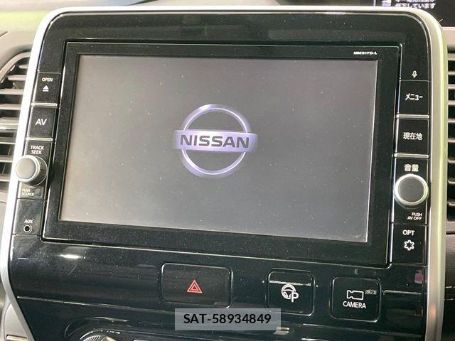 Nissan SERENA 2017-08 8368618-2