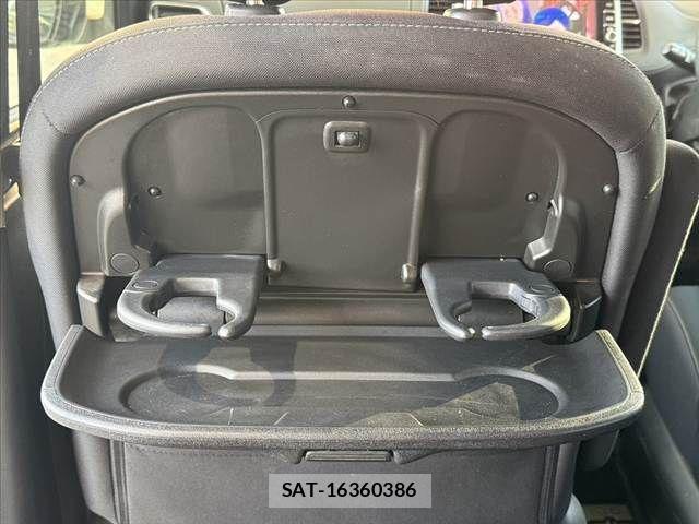 Nissan SERENA 2016-09 8368636-24
