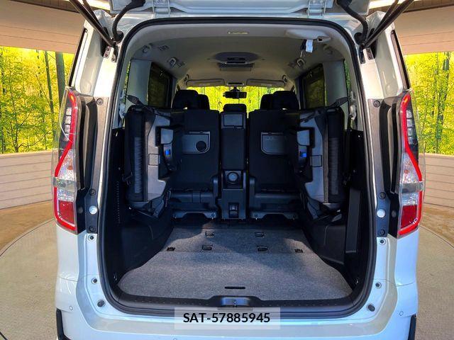 Nissan SERENA 2021-10 8368610-11