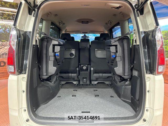Nissan SERENA 2018-03 8368637-10
