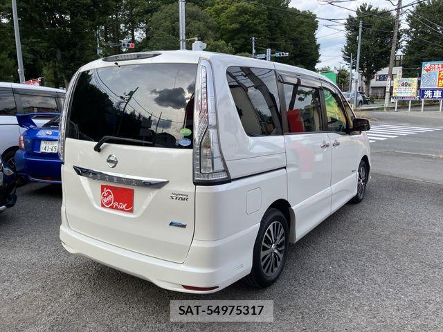 Nissan SERENA 2015-07 8368635-1