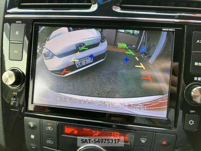Nissan SERENA 2015-07 8368635-8