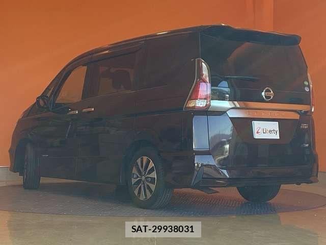 Nissan SERENA 2017-10 8368620-12