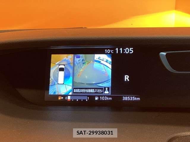 Nissan SERENA 2017-10 8368620-5