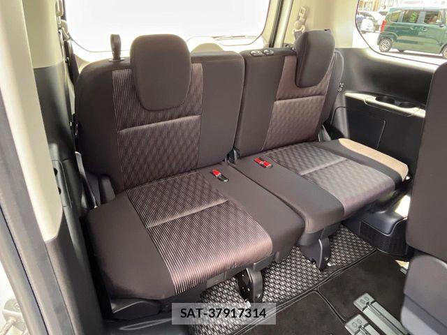 Nissan SERENA 2019-09 8368609-10