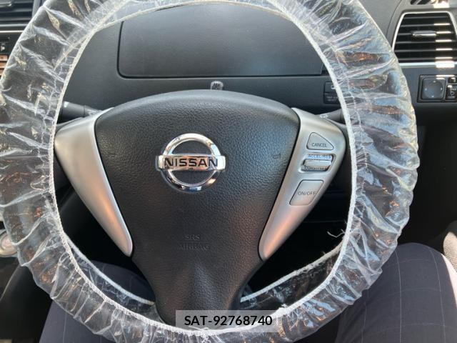Nissan SERENA 2013-08 8368653-11