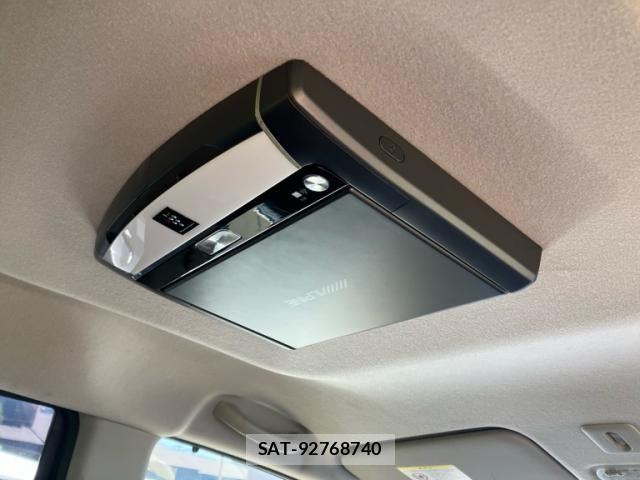 Nissan SERENA 2013-08 8368653-15