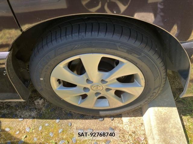 Nissan SERENA 2013-08 8368653-5