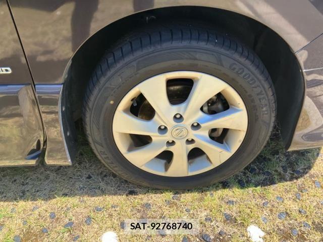 Nissan SERENA 2013-08 8368653-7