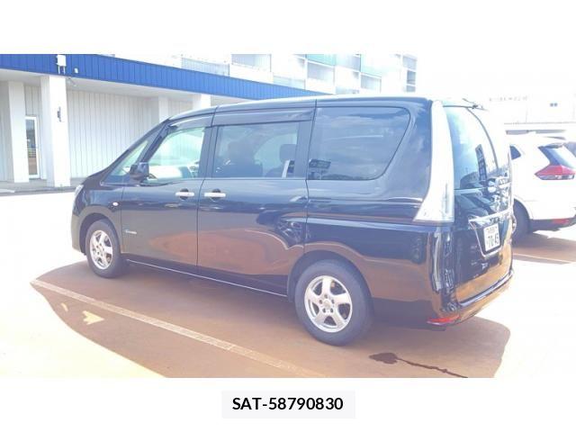 Nissan SERENA 2013-11 8368630-1