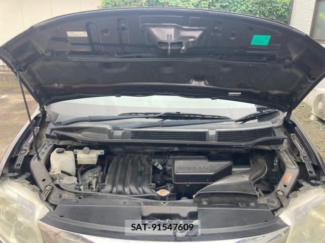 Nissan SERENA 2013-11 8368651-11