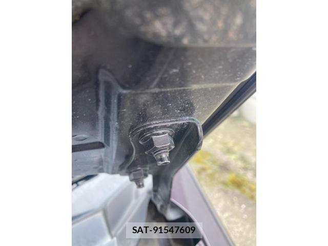 Nissan SERENA 2013-11 8368651-12