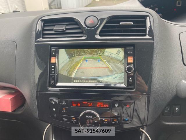 Nissan SERENA 2013-11 8368651-22