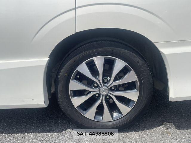 Nissan SERENA 2017-01 8368623-11