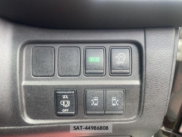 Nissan SERENA 2017-01 8368623-19