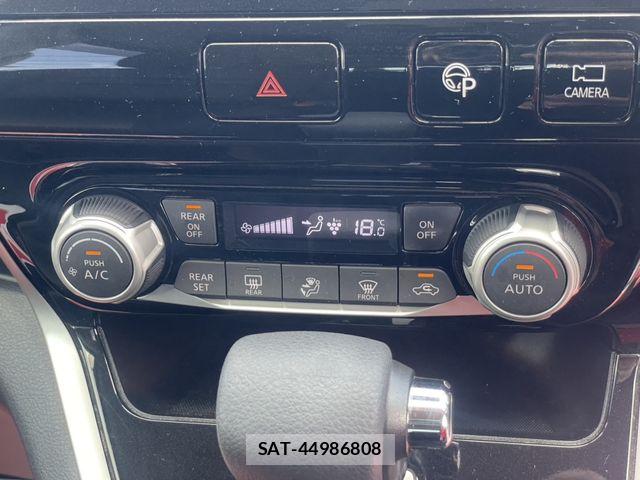 Nissan SERENA 2017-01 8368623-21