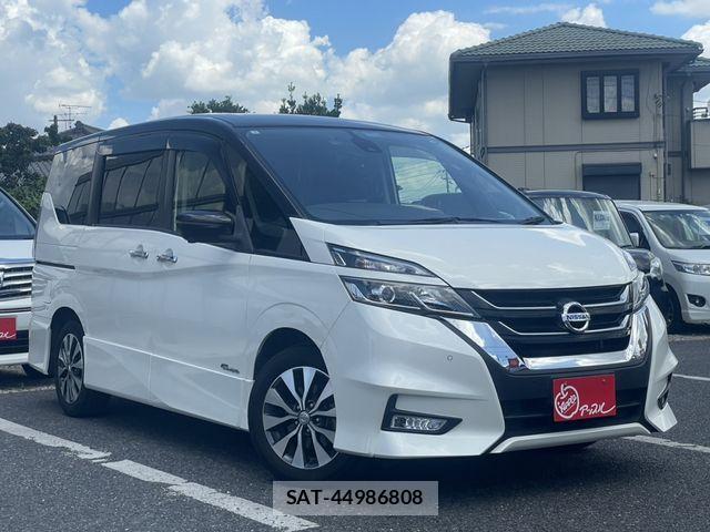 Nissan SERENA 2017-01 8368623-3