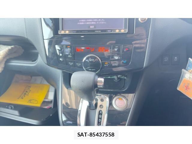 Nissan SERENA 2012-10 8368649-7