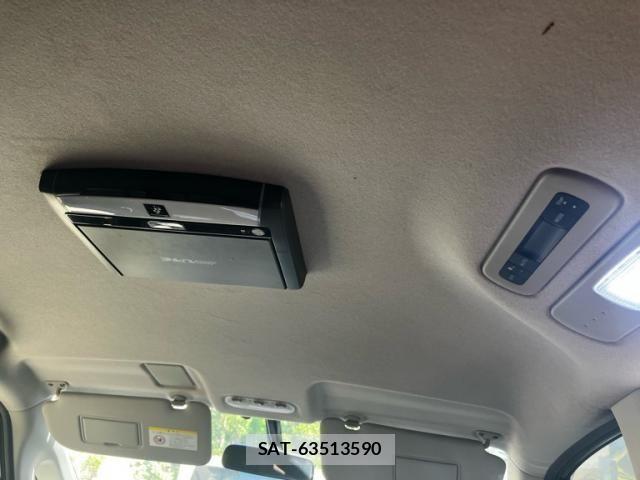 Nissan SERENA 2013-09 8368656-11