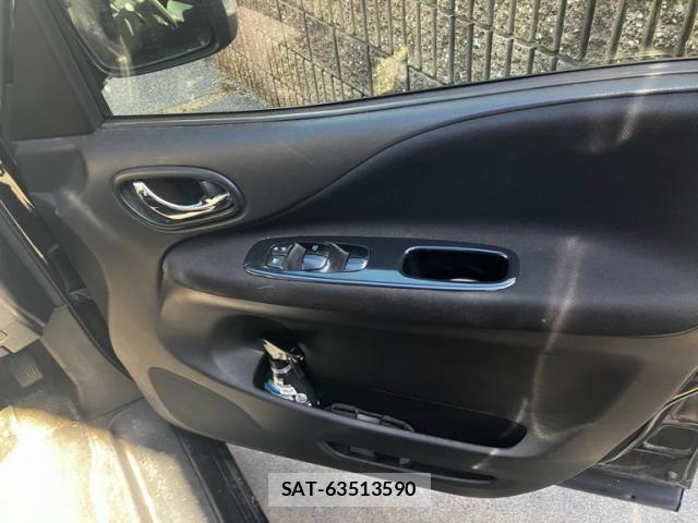 Nissan SERENA 2013-09 8368656-12