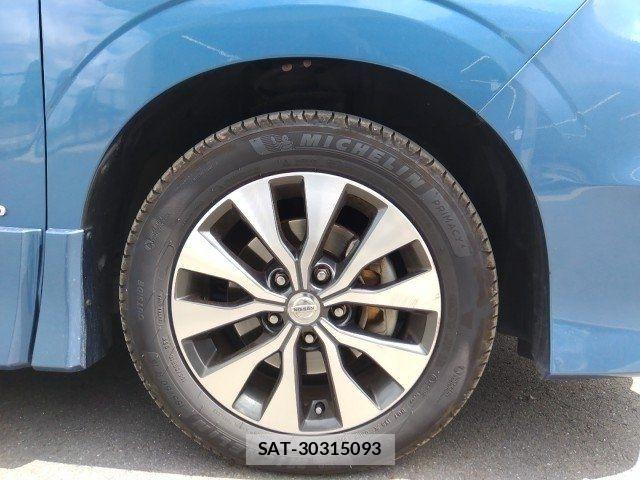 Nissan SERENA 2018-01 8368628-19