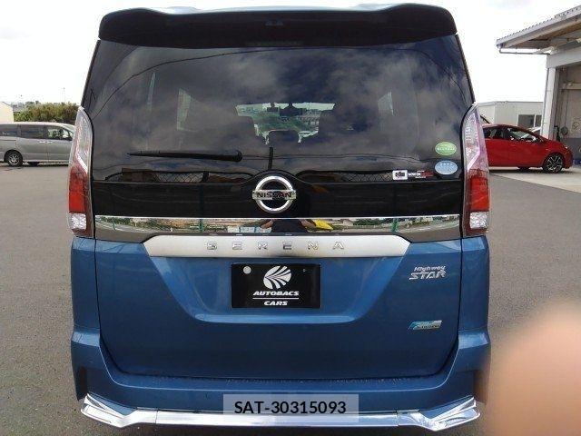 Nissan SERENA 2018-01 8368628-4