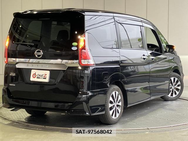 Nissan SERENA 2018-11 8368613-1