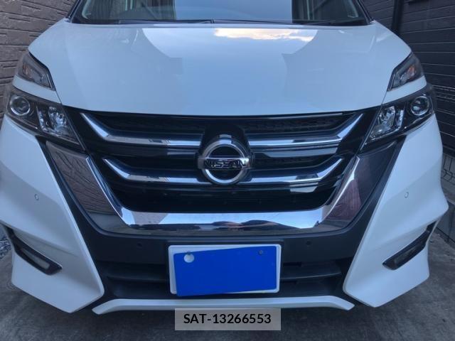 Nissan SERENA 2017-06 8368632-2