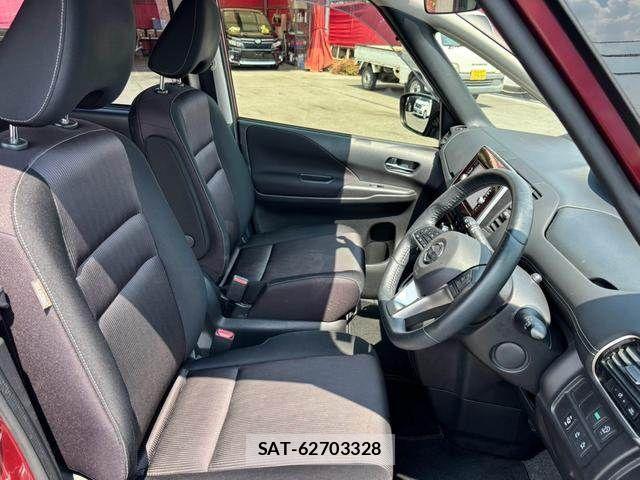 Nissan SERENA 2017-03 8368625-13