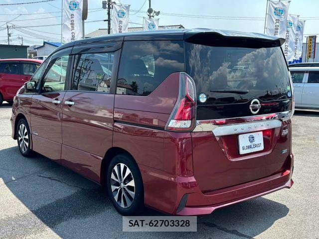 Nissan SERENA 2017-03 8368625-4